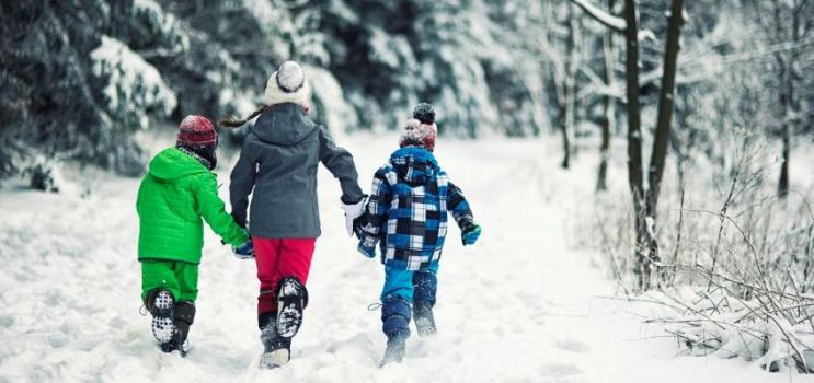 children running in the snow